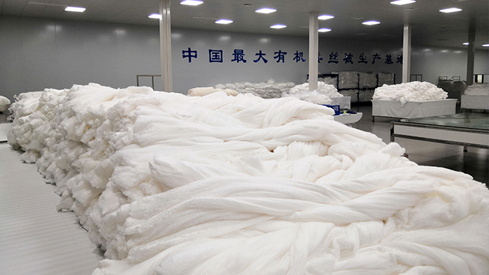 金桑莊園與羅萊家紡：攜手共創(chuàng)有機蠶絲胎新篇章